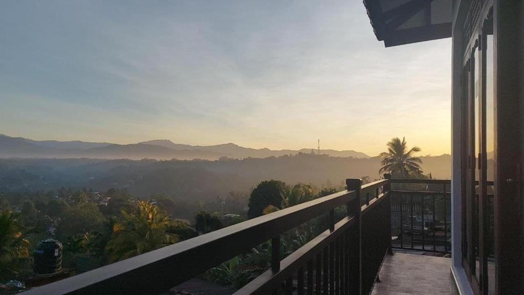 Dreamscape Home Stay Kandy Luaran gambar