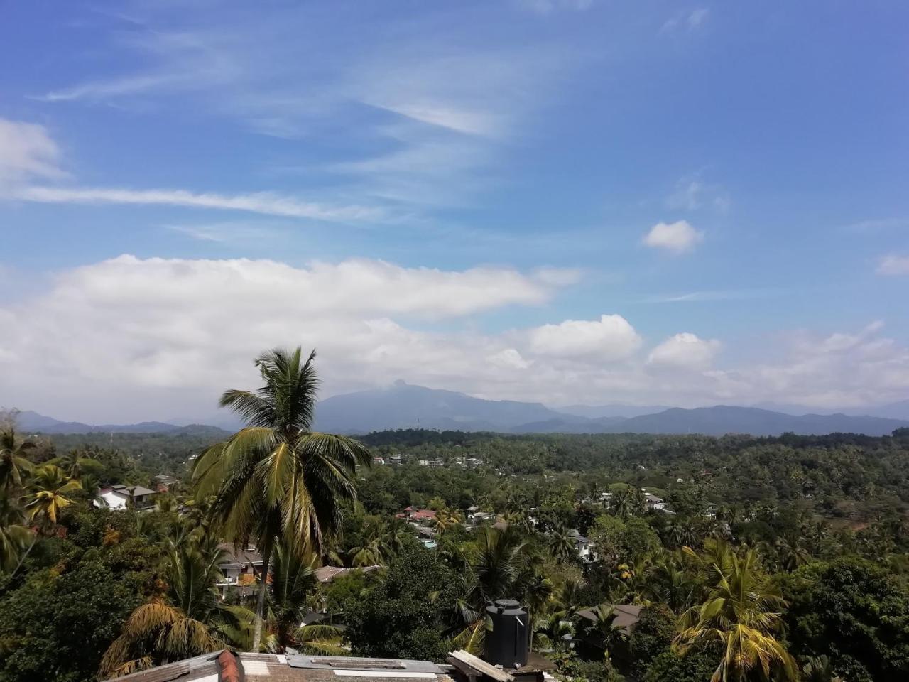 Dreamscape Home Stay Kandy Luaran gambar